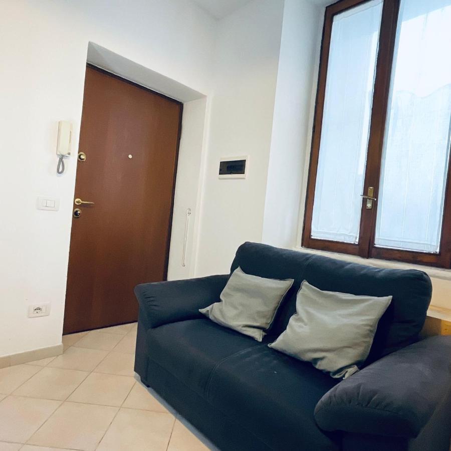 Flat In Central Navigli Milán